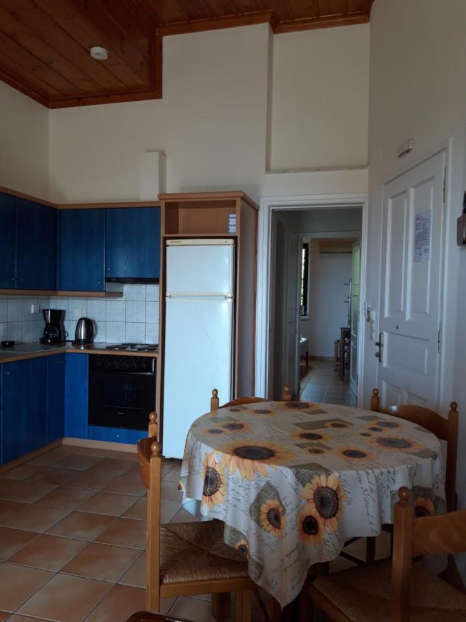 Skardamoula'S Studios And Apartments, 2 Kardamýli Eksteriør bilde